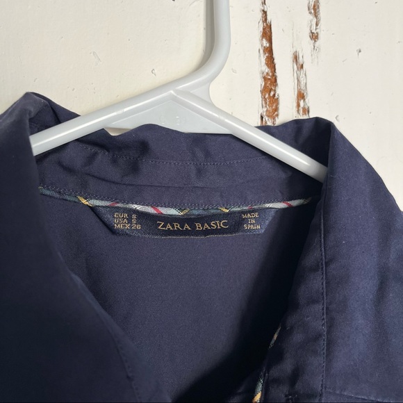 Zara Basic Button down - Picture 3 of 3